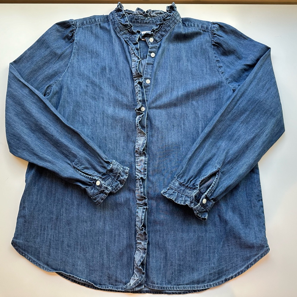 LOFT lightweight denim blouse. Size M.